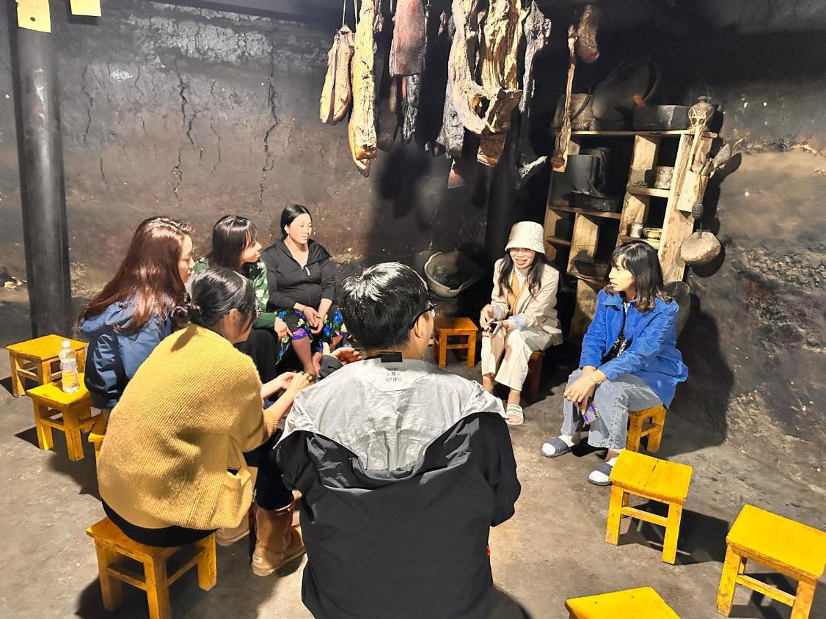 Nha Co Lao Xa Homestay Hmong & Bungalow Air Conditioner 동반 외부 사진