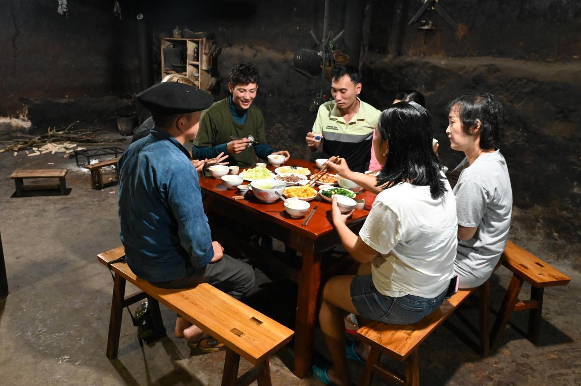 Nha Co Lao Xa Homestay Hmong & Bungalow Air Conditioner 동반 외부 사진